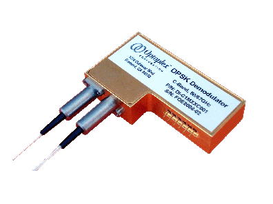 用于42.7 Gb/s DPSK 信号的热解调器